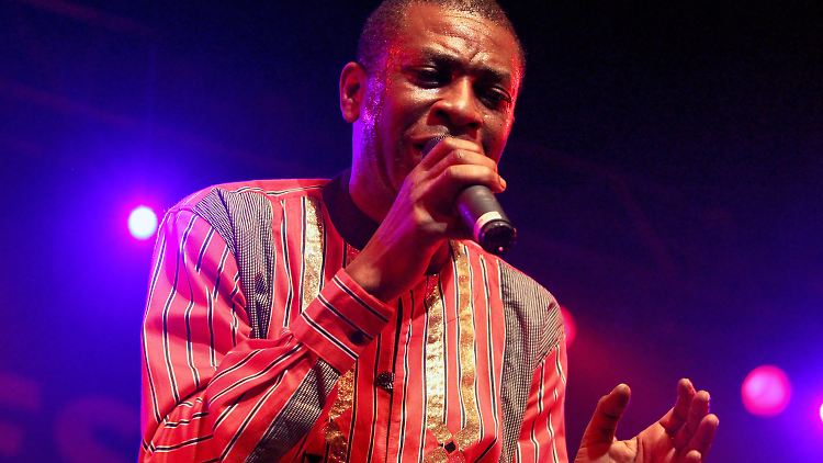Will für sein Volk schwitzen - wenn es ihn denn wählen sollte: Youssou N'Dour.