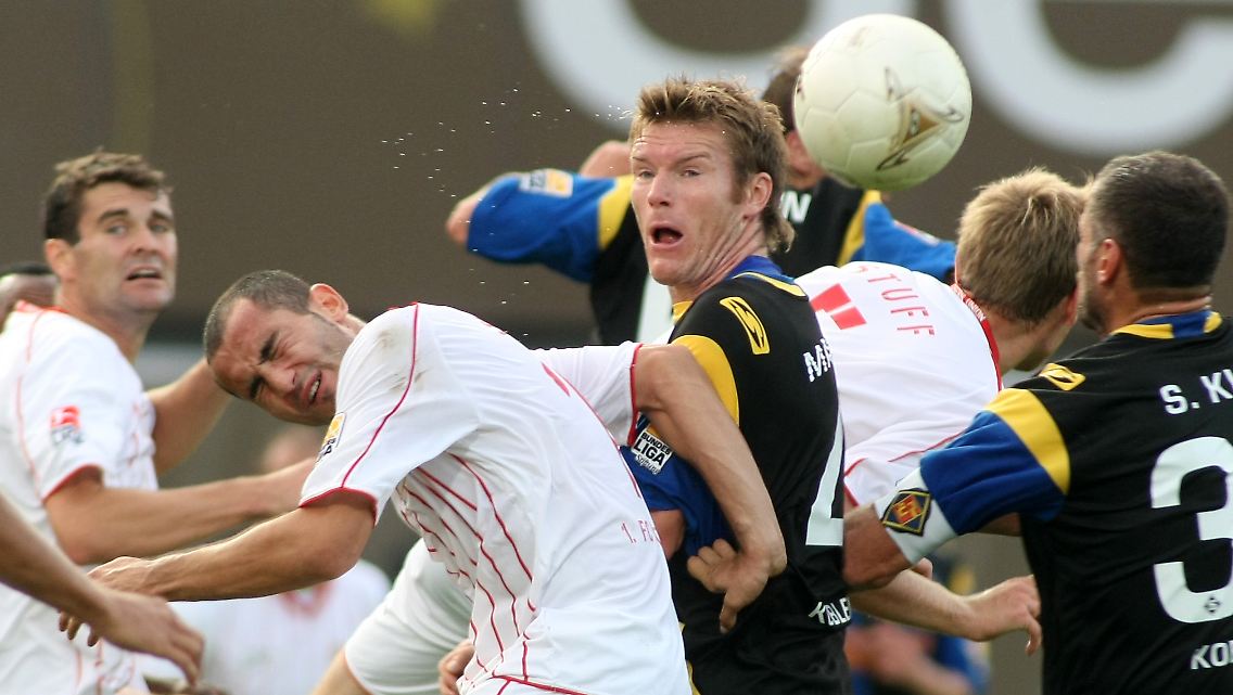 In Koblenz war der Ball teilweise hart umkämpft.