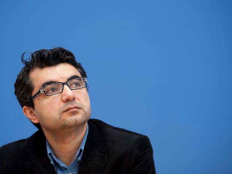 Ferhad Ahma, Mitglied des Syrischen Nationalrates und der Grünen, fordert mehr Unterstützung für die syrische Opposition.