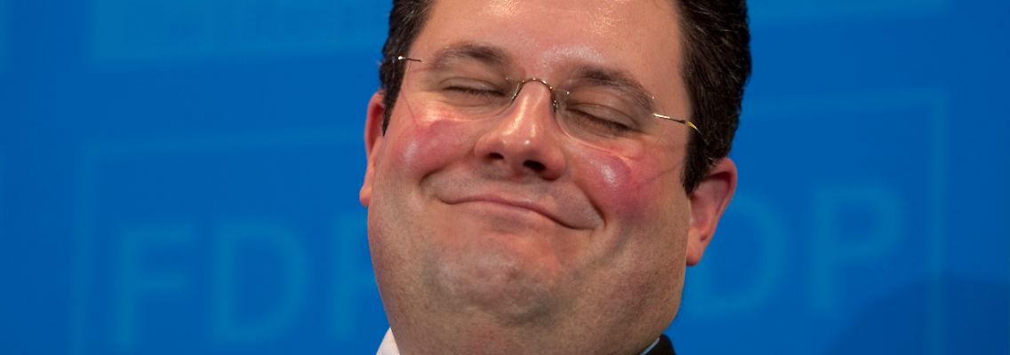 Ungeschickt oder gewollt konfrontativ? Patrick Döring teilt noch vor Amtsantritt als FDP-General mächtig aus.