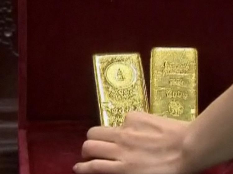 Experten befürchten beim Gold die Gefahr eines Preisrückschlags.