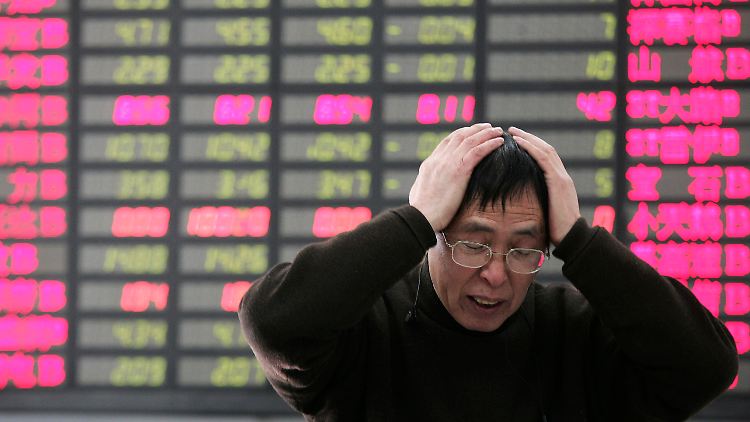 Unfassbar: Als einziger Handelsplatz in Asien kann die Börse in Shanghai ihren Investoren ein Kursplus präsentieren.