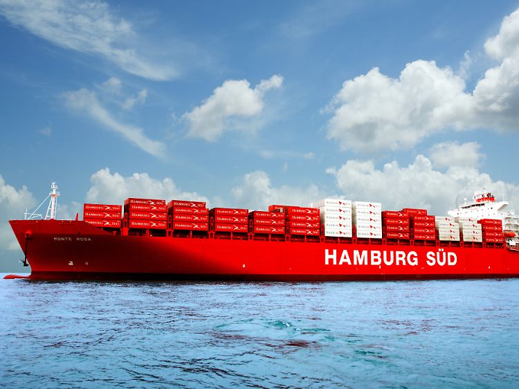 Schwere Schiffsdiesel, nicht Backpulver, treiben diesen Containerfrachter der Dr. Oetker-Sparte Hamburg Süd an.