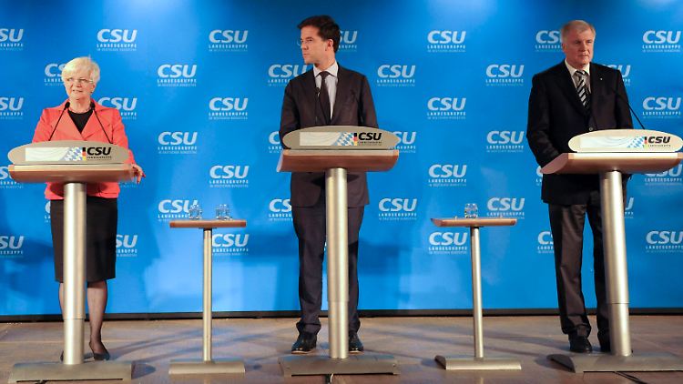 Hasselfeldt, Rutte und Seehofer bei der abschließenden Pressekonferenz.