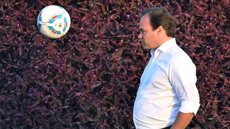 Christian Nerlinger ist formal der sportlich Hauptverantwortliche beim FC Bayern, doch Präsident Uli Hoeneß mischt auch noch mit.