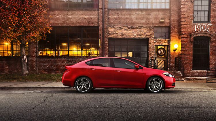 US-Amerikaner mit italienischen Genen: Der Dogde Dart (im Bild) basiert auf dem Alfa Romeo Giulietta.