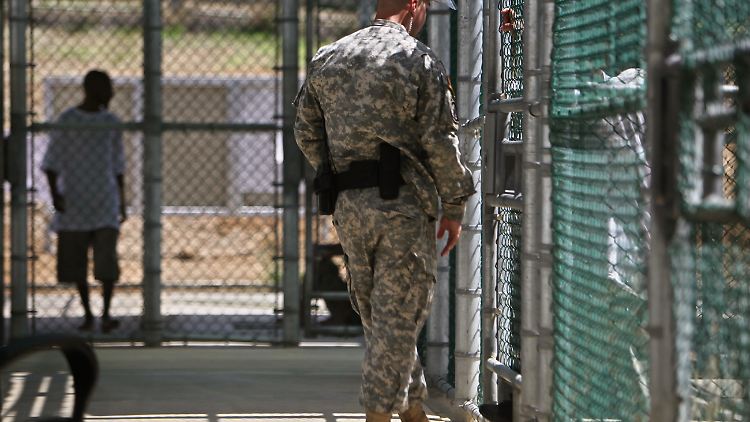 Die Häftlinge sitzen seit Jahren in Guantánamo - ohne jede Aussicht auf Freilassung.