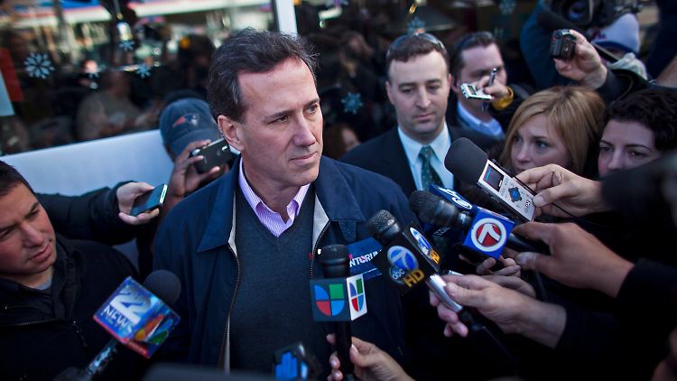 Santorum gilt seit seinem starken Ergebnis in Iowa als Romneys härtester Verfolger.