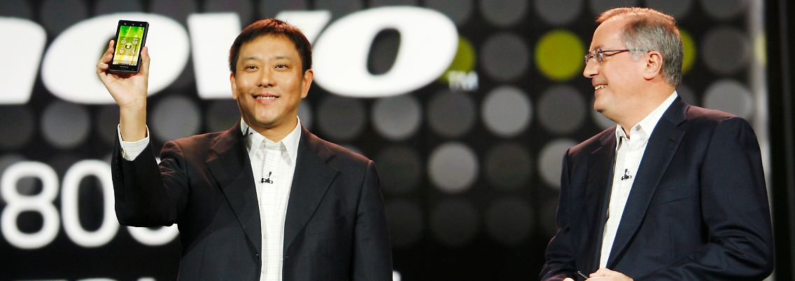 Das erste Handy mit dem neuen Intel-Chip ist das Lenovo K800.