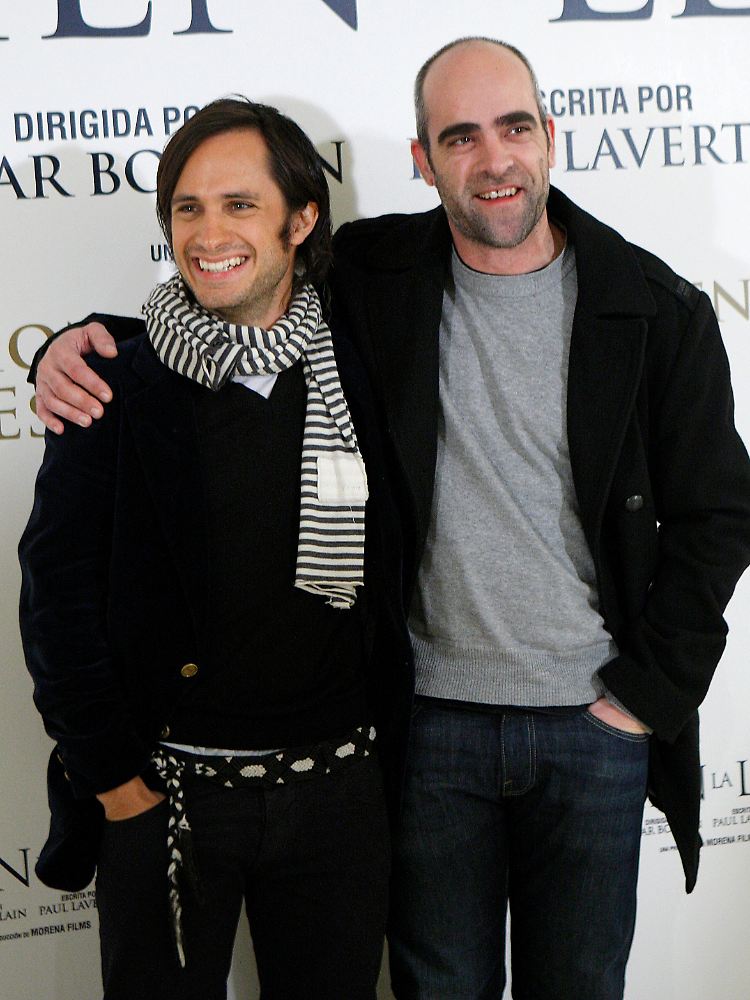 Zwei Darsteller aus dem Publikums-Favoriten "Tambien la lluvia": Luis Tosar (l) und Gael Garcia Bernal.