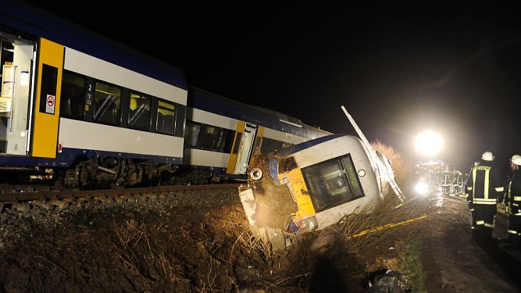 Das Unglück ereignet sich in der Nähe von Bargum südlich von Niebüll in Nordfriesland.