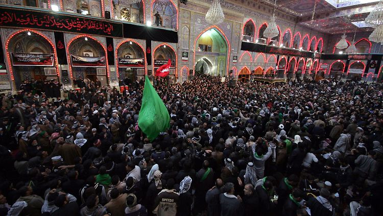 Millionen Schiiten besuchen derzeit den heiligen Schrein von Kerbala.