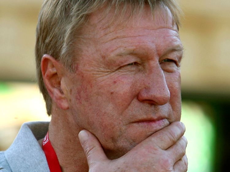 Trainer Horst Hrubesch konnte seinen Jungs nach dem 3:0 "nur ein Kompliment zu ihrer Leistung machen".