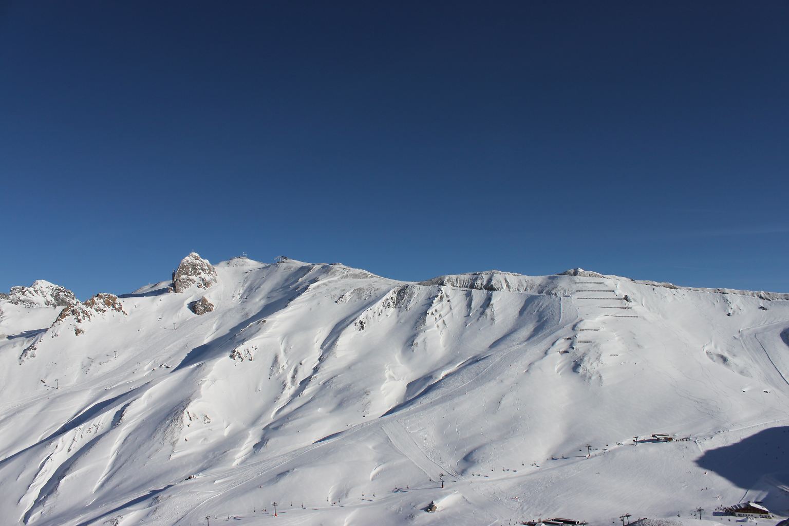 Die Skiregion Ischgl lockt mit Schneesicherheit von Ende November bis Anfang Mai ...