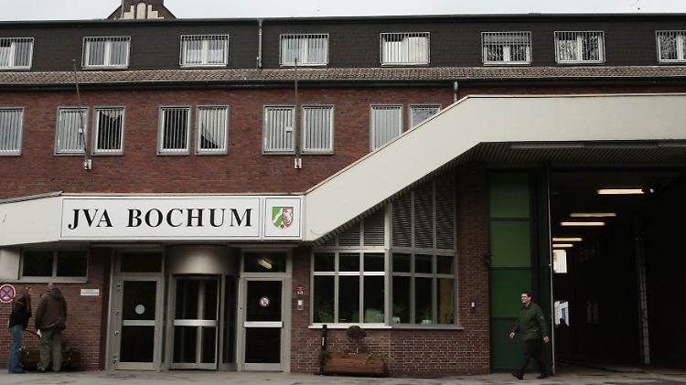 Wie der Straftäter das Gefängnis verlassen konnte, wird sich nun wohl klären.