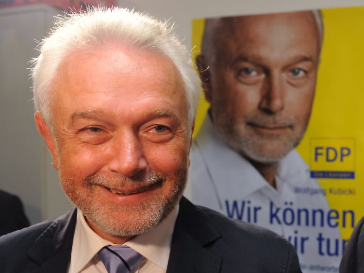FDP-Fraktionschef Kubicki kann wieder lachen.
