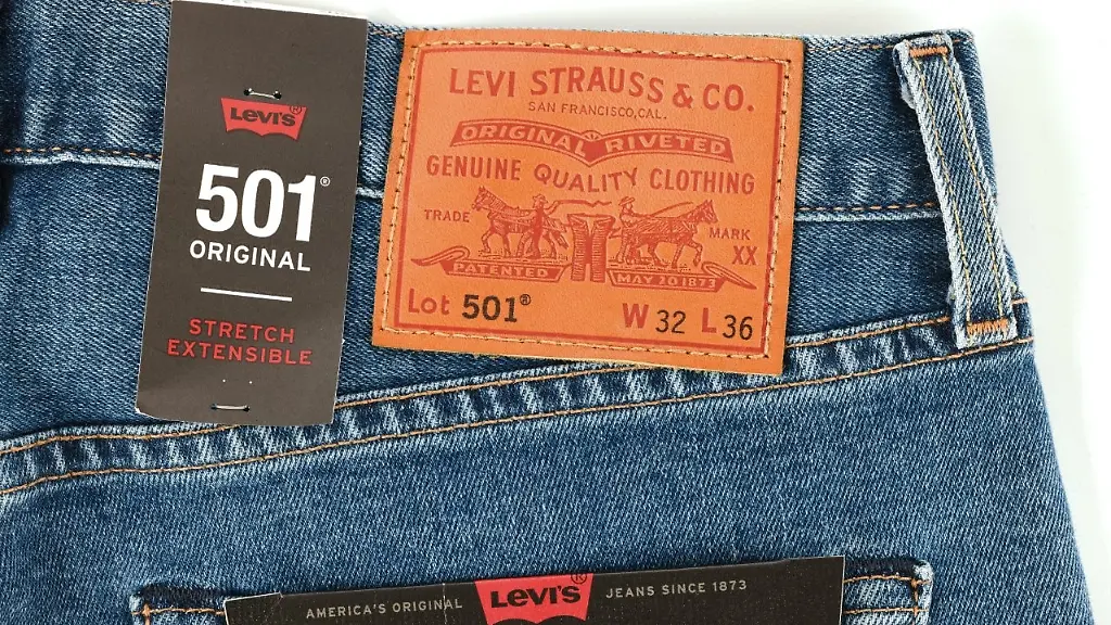 Die-Levi-s-501-ist-Kult-Die-Jeans-und-andere-Modelle-der-Marke-sind-aktuell-besonders-guenstig