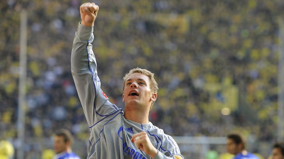 Kartet nach: Manuel Neuer.