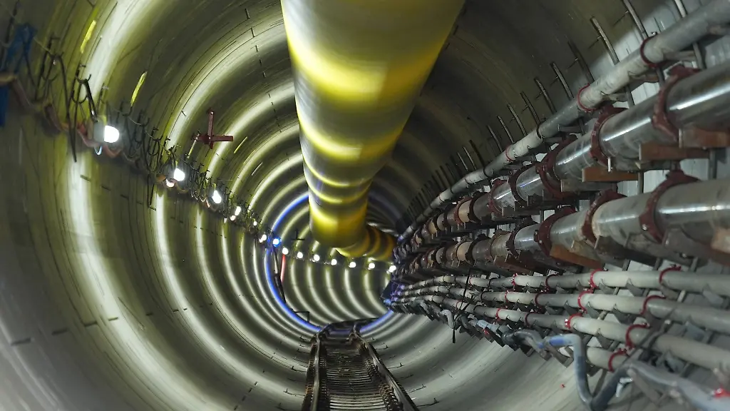 Suedlink-soll-auf-einer-Gesamtlaenge-von-rund-700-Kilometern-Strom-des-Netzbetreibers-Tennet-zwischen-Norden-und-Sueden-transportieren