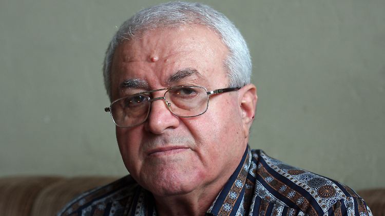 Der Journalist Habib Saleh schreibt seit Jahren gegen das Assad-Regime an. Dafür saß er schon 14 Jahre im Gefängnis.