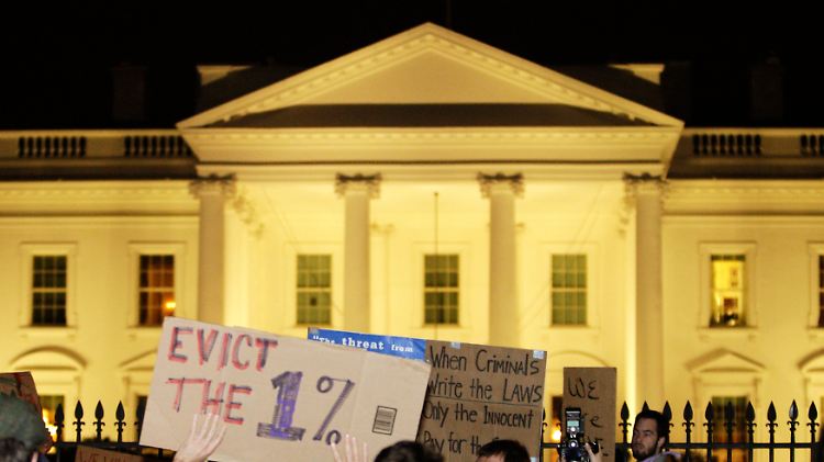 Immer wieder versammeln sich "Occupy"-Demonstranten vor dem Weißen Haus.
