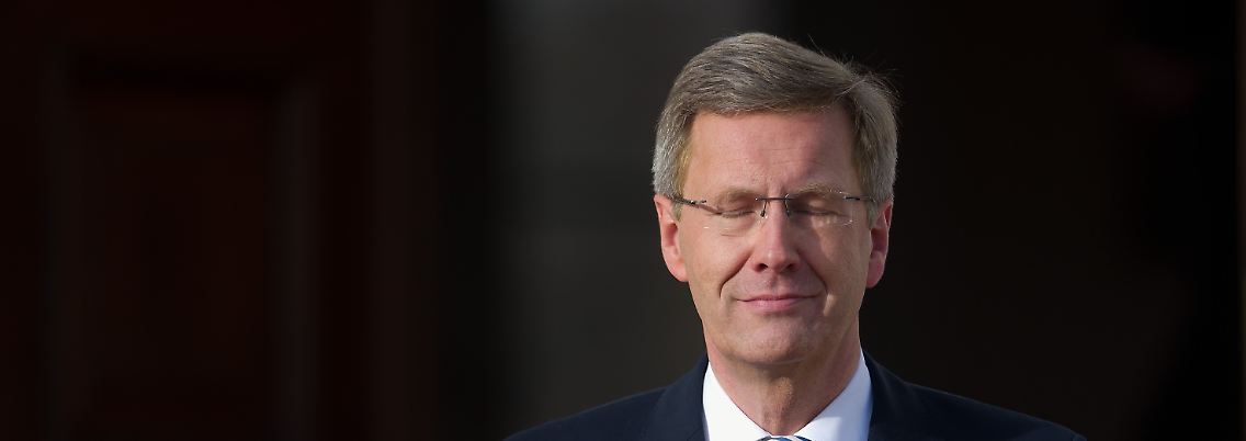 Bundespräsident Wulff stellt das Bobby-Car seines Sohns der Allgemeinheit zur Verfügung sowie Journalisten-Fragen und die Antworten ins Netz.