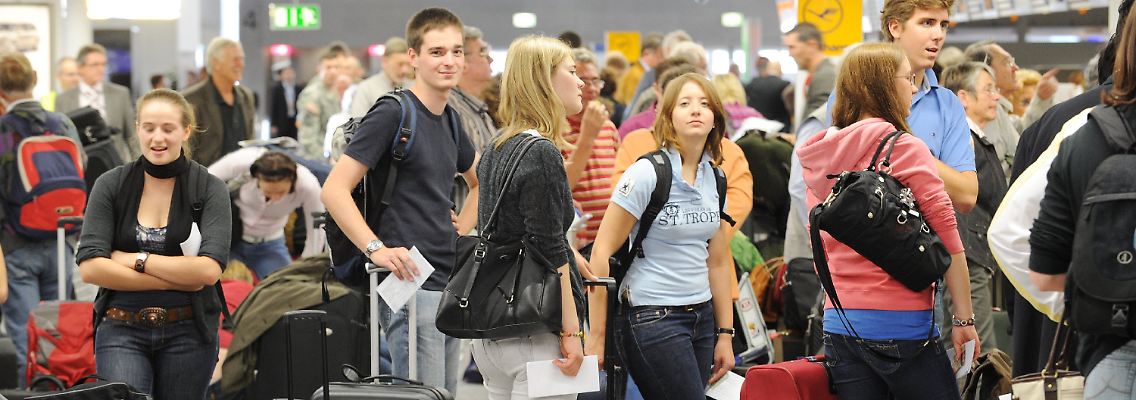 Bevor man den Flug antritt, sollte man sich genau überlegen, wie viel man wirklich mitnehmen muss.