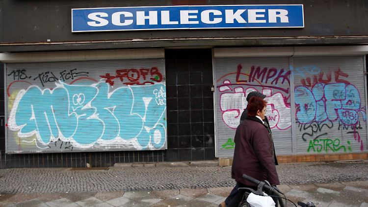 2012-01-22T105920Z_01_BER900_RTRMDNP_3_GERMANY.JPG6933090117698512948.jpg