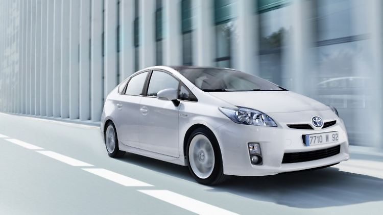 Die Zukunft der automobilen Fortbewegung liegt im Hybridantrieb. Das meistverkaufte Auto dieser Klasse ist weltweit der Toyota Prius.