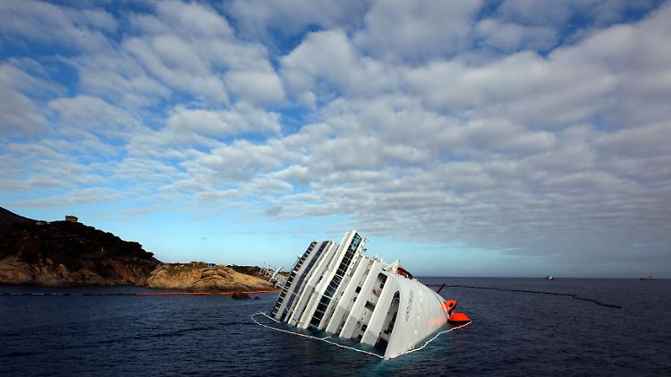 Die "Costa Concordia" kenterte am 13. Januar.