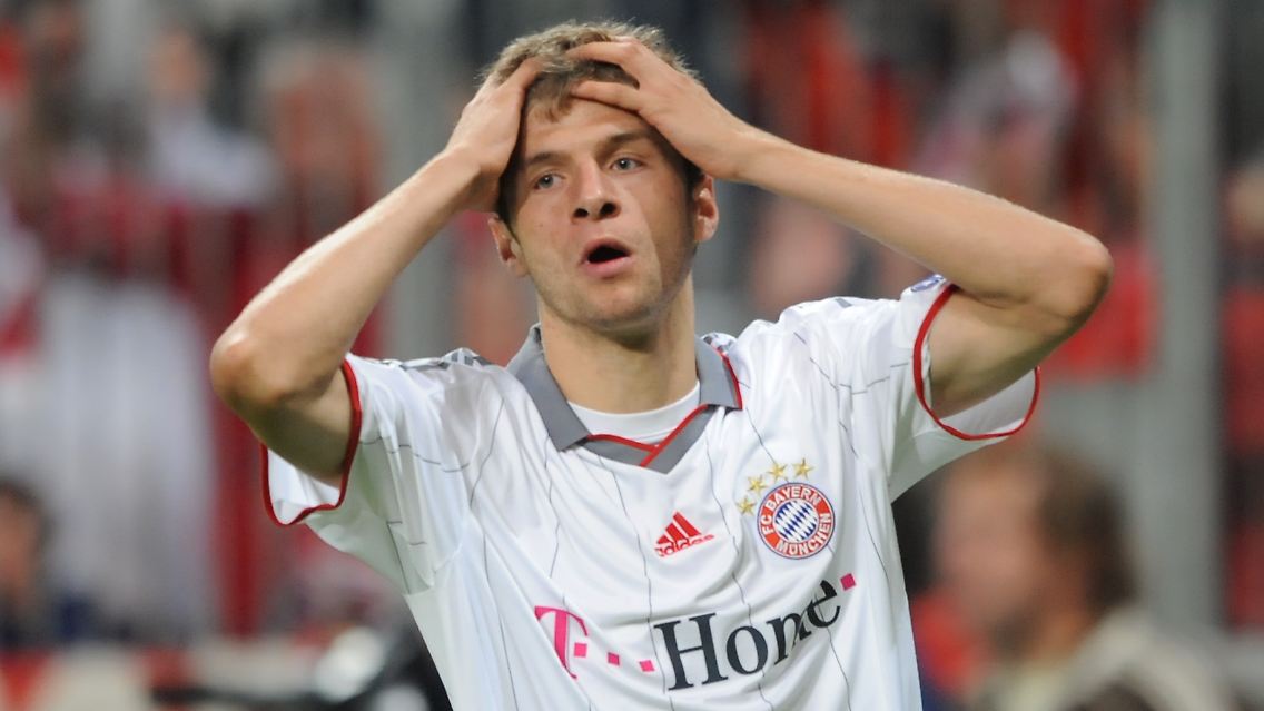 Shooting-Star Thomas Müller mühte sich, traf aber nicht.