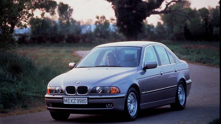 2003 wurde der 5er von BMW neu aufgelegt.