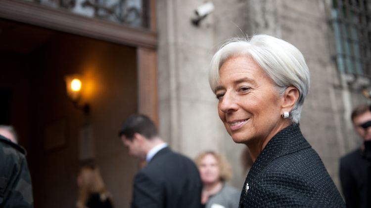 IWF-Chefin Lagarde will mehr Geld sehen. Ihr schlagkräftigstes Argument: Der IWF spielt sonst nicht mehr mit.