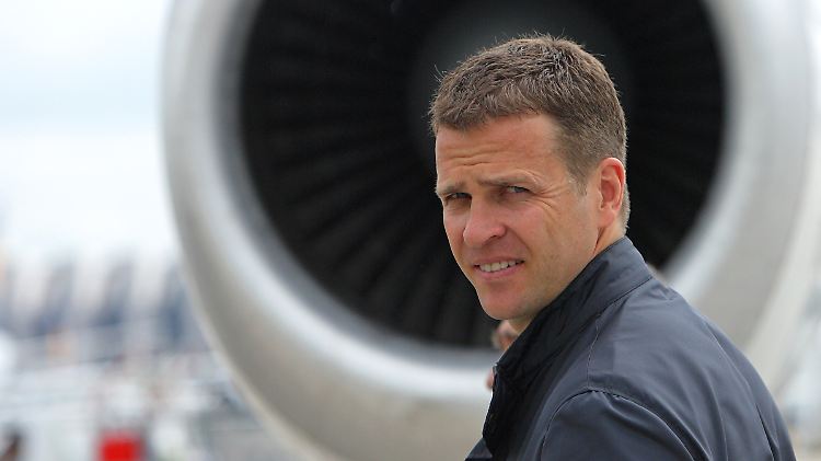 "Wir sind alle geschockt, uns fehlen die Worte", kommentierte Bierhoff.