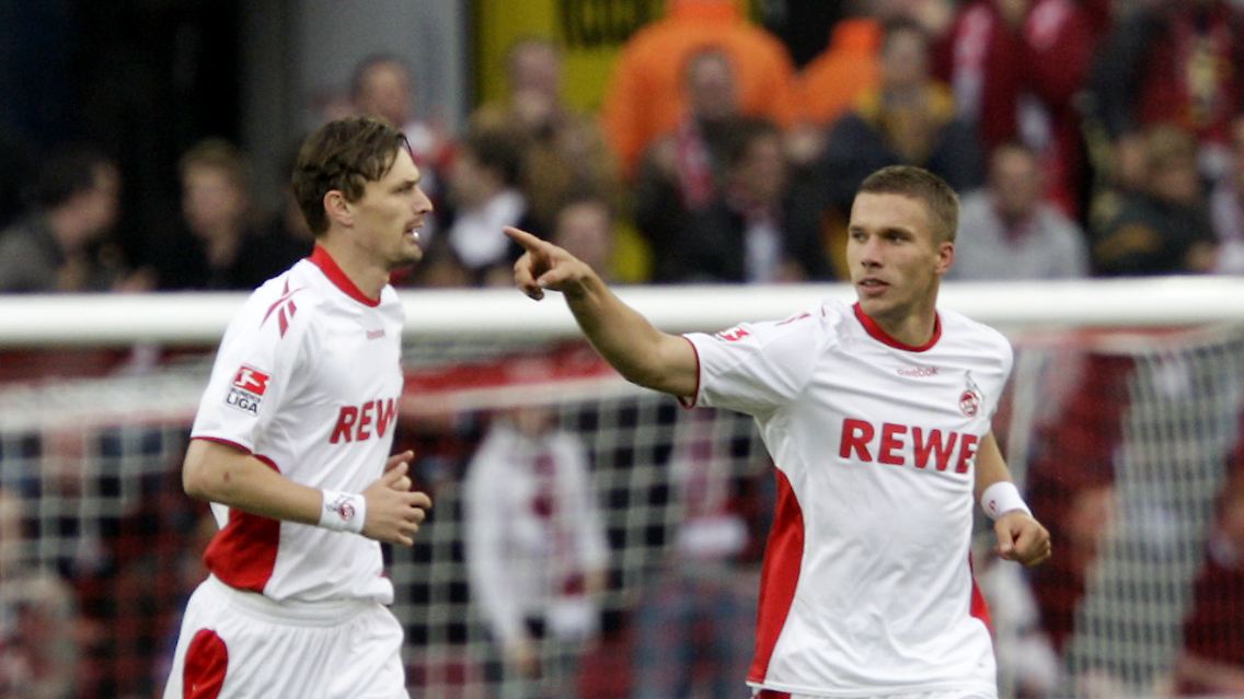 Lukas Podolski, rechts, bereut seinen Wechsel nach Köln nicht.