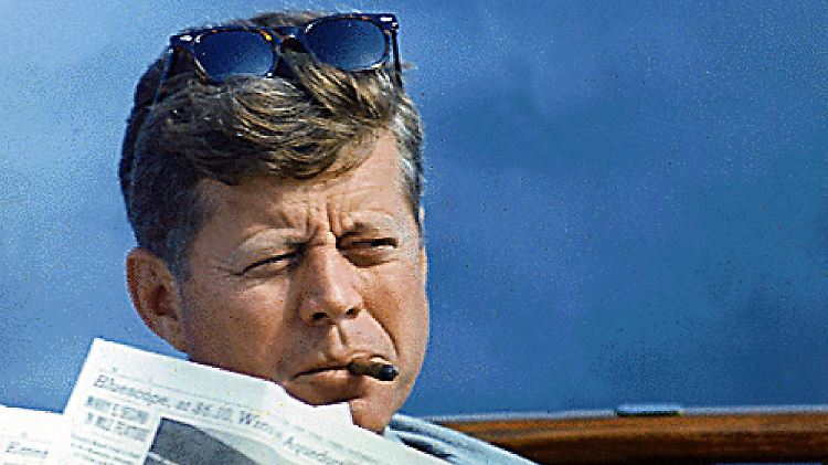 John F. Kennedy wurde mit mehreren Schüssen in Dallas ermordet.