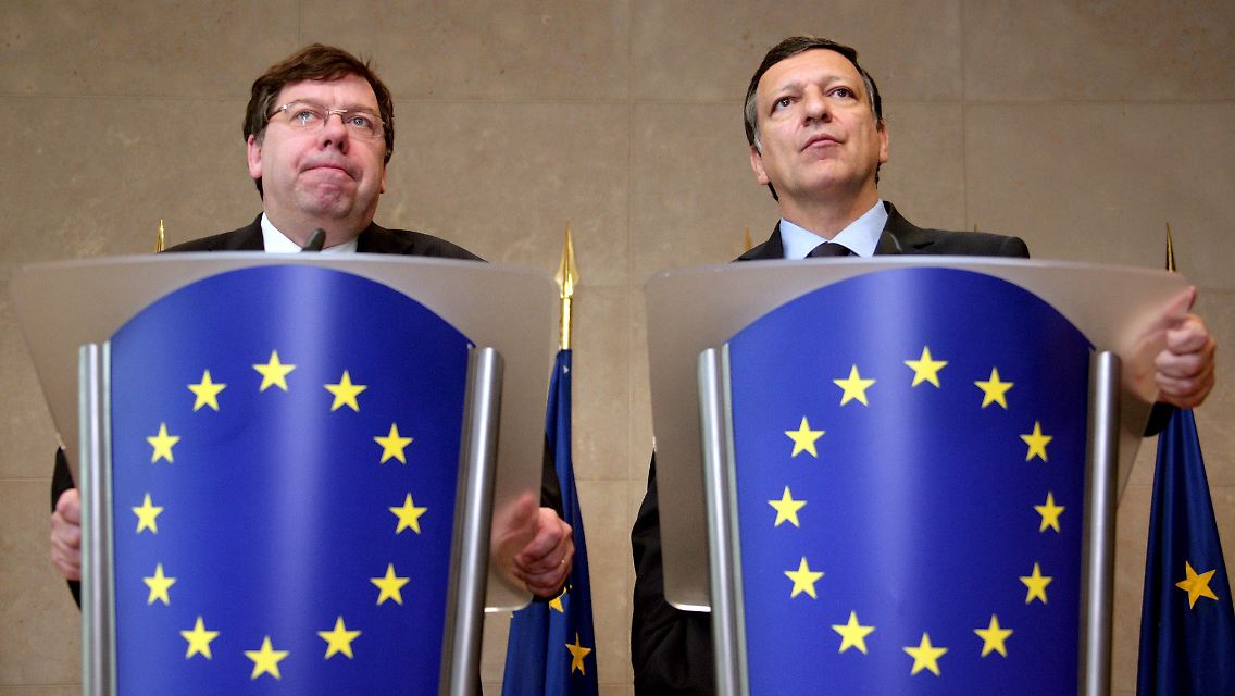 Der irische Premierminister Brian Cowen und Kommissionspräsident Jose Manuel Barroso können nach dem Ja der Iren erst einmal auftamen.