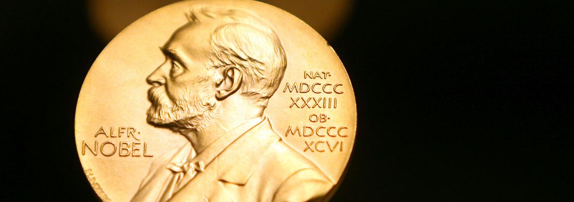 Das Konterfei von Alfred Nobel auf einer Medaille.