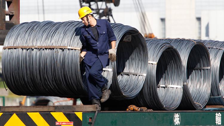 Japans Wirtschaft kämpft gegen die Krise. Nippon Steel versucht es auch.