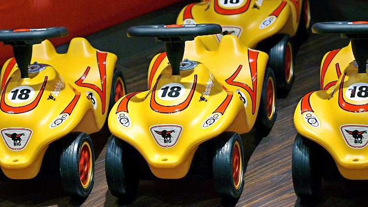 Nicht 18, sondern 40 Jahre alt wird das Bobby Car im Jahr 2012.