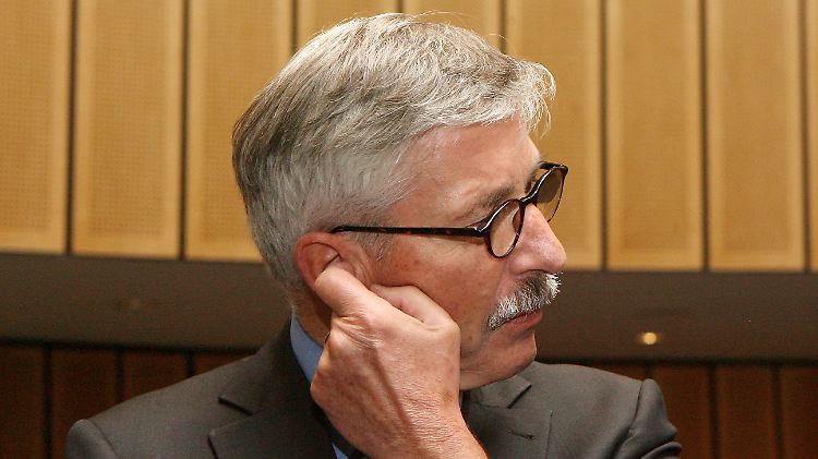 Thilo Sarrazin äußert sich nicht zu den Vorwürfen gegen ihn.