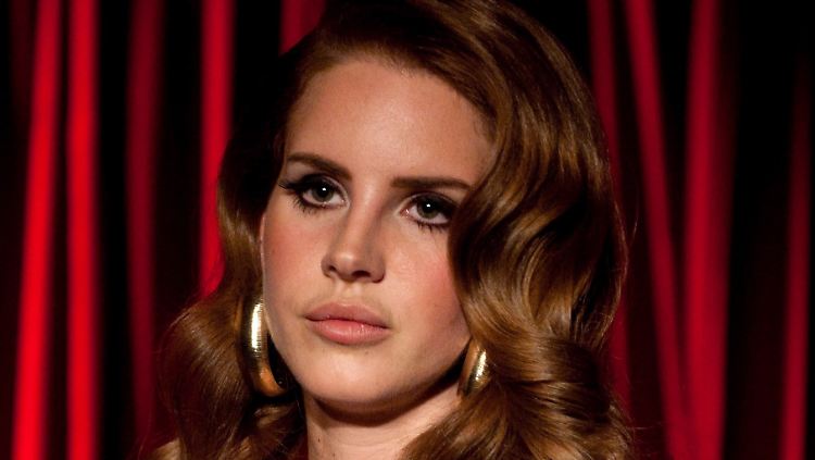 Lana del Rey. Geheimwesen.