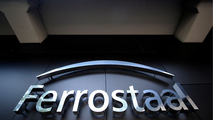 Kümmert sich für Kunden in aller Welt um den Maschinen- und Anlagenbau: Ferrostaal.