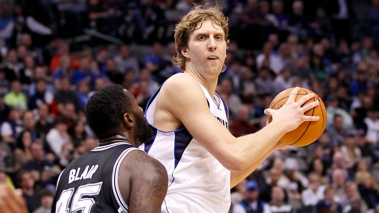 Dirk Nowitzki hat seine Knieverletzung auskuriert.