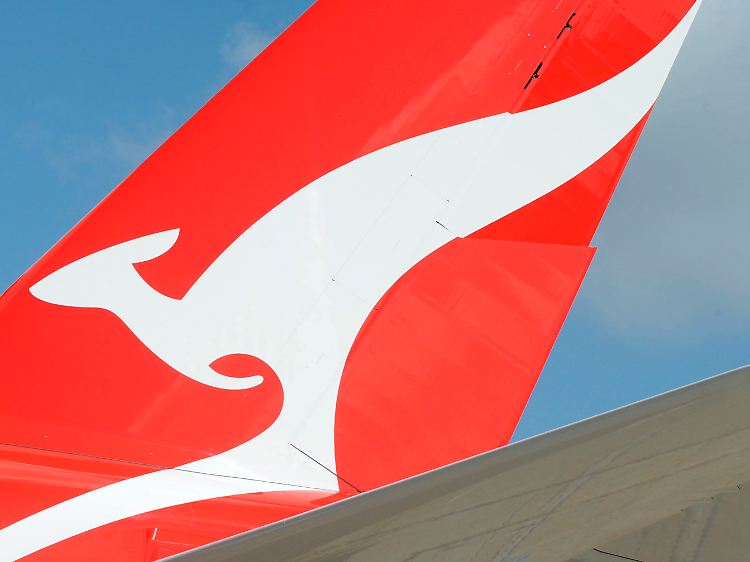 Ein springendes Känguru im Logo: Maschinen in den Farben der australischen Fluggesellschaft Qantas.