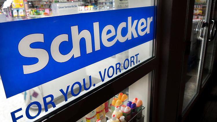 Durch die Pleite der Drogeriekette Schlecker drohen Versicherern Millionenschäden.