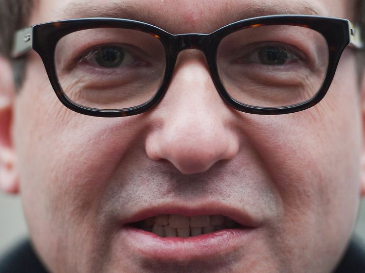 Eins hat Dobrindt geschafft: Er ist im Gespräch.