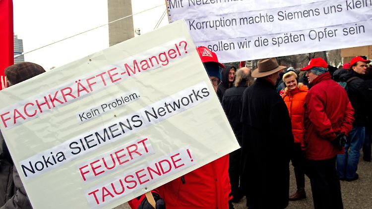 Harte Einschnitte: NSN-Mitarbeiter machen ihrem Unmut bereits Luft.