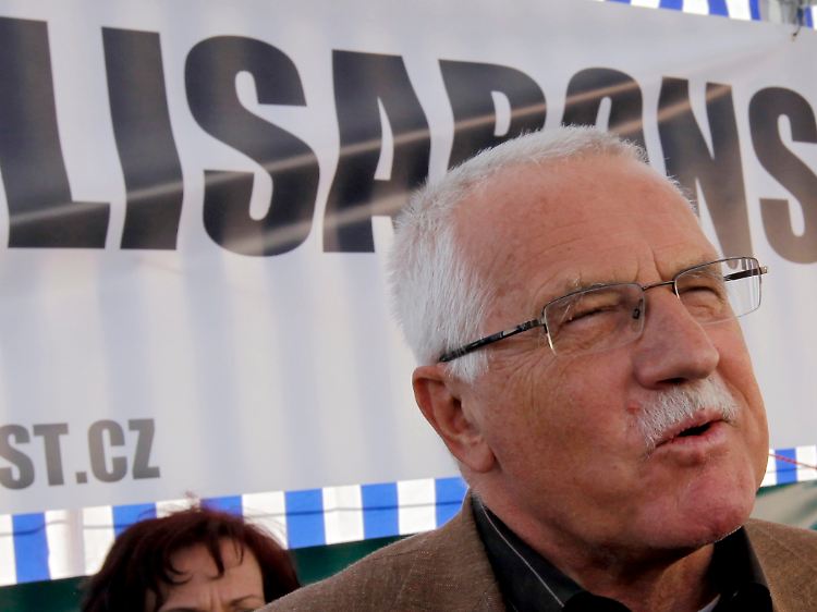 Letzter Blockierer: Tschechiens Präsident Klaus gilt eigentlich als eingefleischter EU-Kritiker.