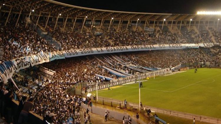 Wer das Fußballstadion in Avellaneda betritt, wird eins mit der Menge.